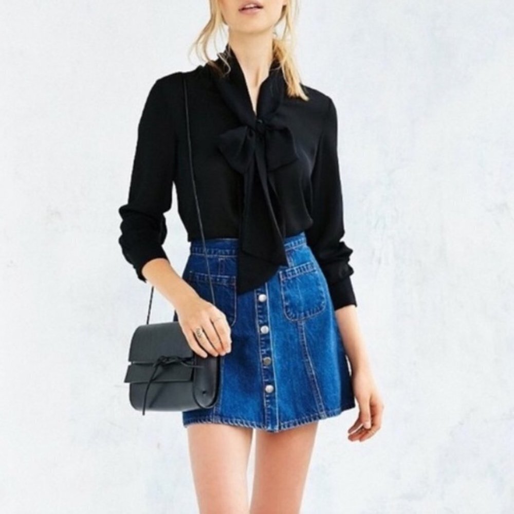 Urban Outfitters BDG Snap Button Front Denim Skirt